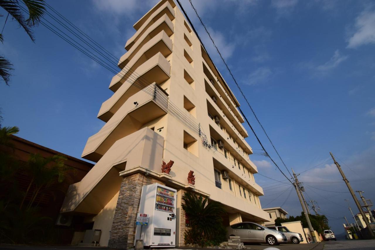 Millers Condo 4F Yomitan Εξωτερικό φωτογραφία